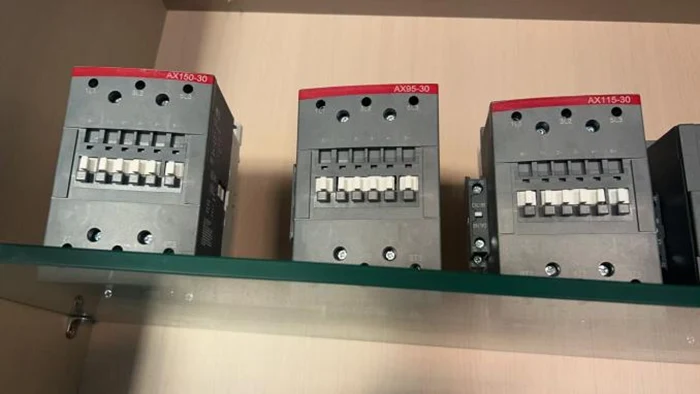 AX50-30-11 100A AC Contactor 3 Pole 1NO+1NC Auxiliary Contact